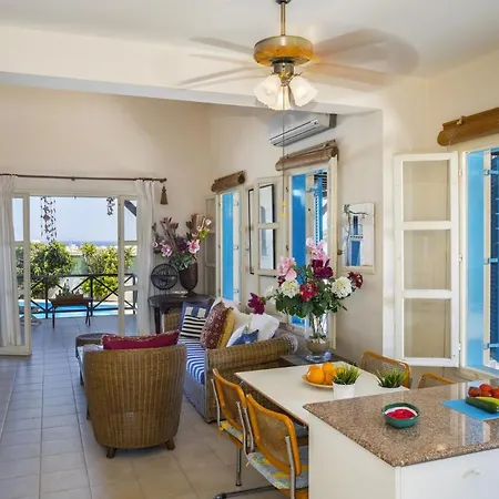 빌라 The Ultimate Guide To Renting Your Luxury 3 Bedroom Villa, 1481 프로타라스