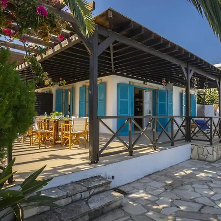 The Ultimate Guide To Renting Your Luxury 3 Bedroom Villa, 1481 * Protaras