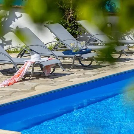 Villa The Ultimate Guide To Renting Your Luxury 3 Bedroom Villa, 1481